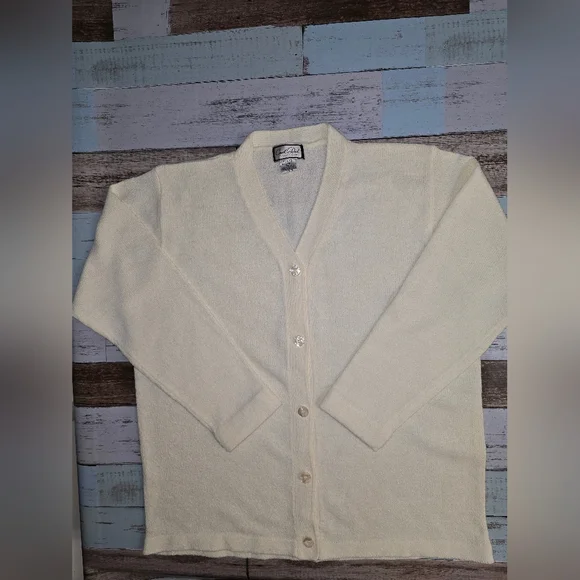 Carroll Reed Knitted Cardigan - Picture 1 of 4